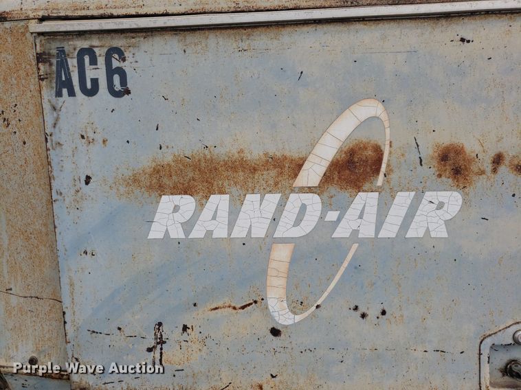 image for item LT9751 Ingersoll Rand 100  air compressor