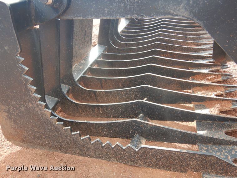 image for item LT9782 78" W skid steer grapple bucket