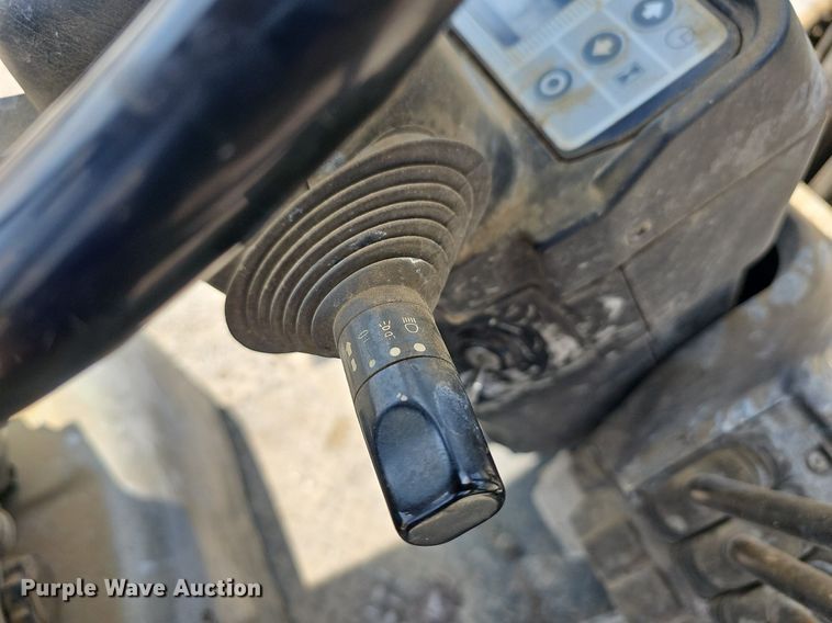 image for item LW9615 Nissan 60  forklift