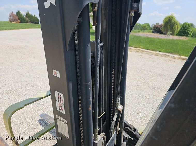 image for item LW9616 Clark CGC20  forklift