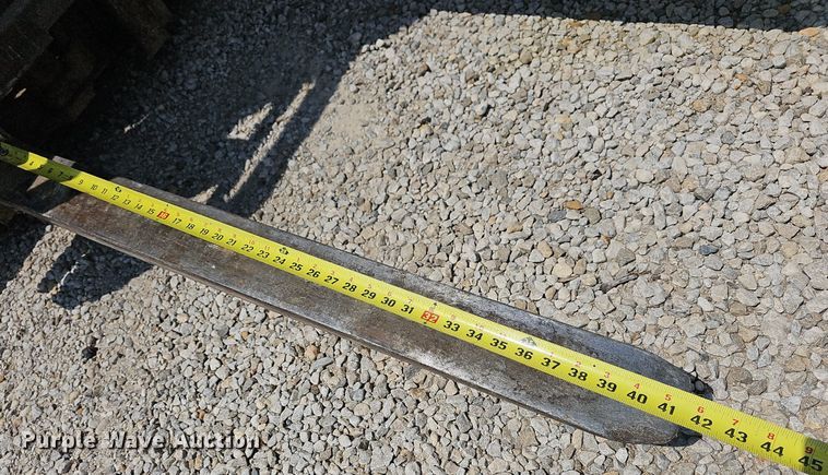 image for item LW9616 Clark CGC20  forklift