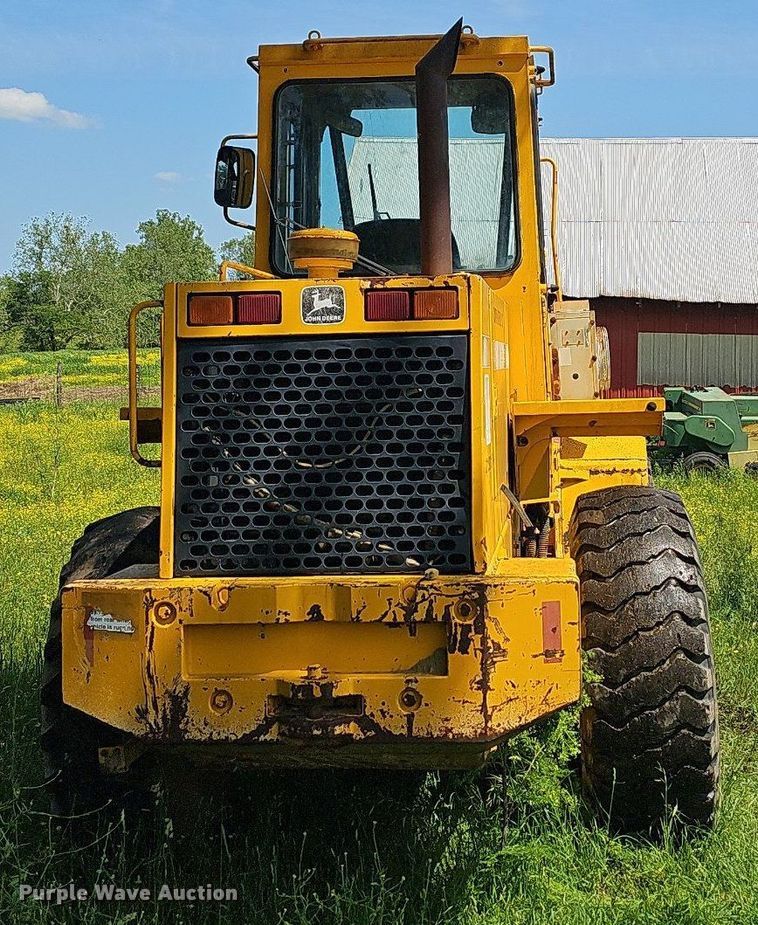 image for item LW9620 1992 John Deere 444E  wheel loader
