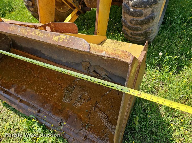 image for item LW9620 1992 John Deere 444E  wheel loader