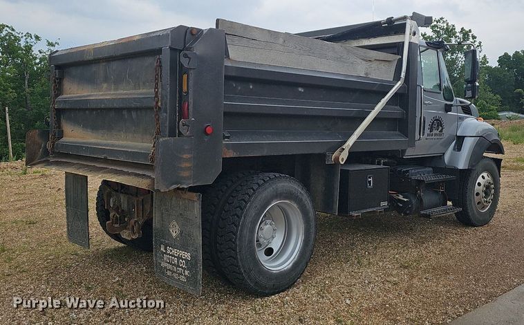 image for item LW9625 2009 International WorkStar 7400  dump truck