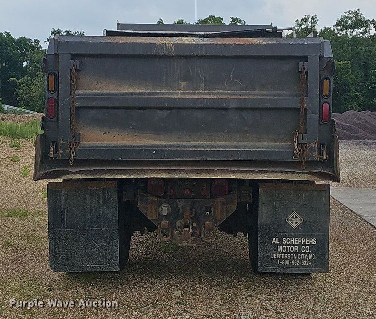 image for item LW9625 2009 International WorkStar 7400  dump truck