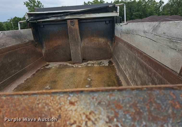 image for item LW9625 2009 International WorkStar 7400  dump truck