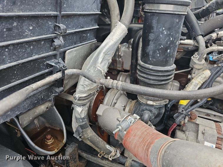 image for item LW9625 2009 International WorkStar 7400  dump truck