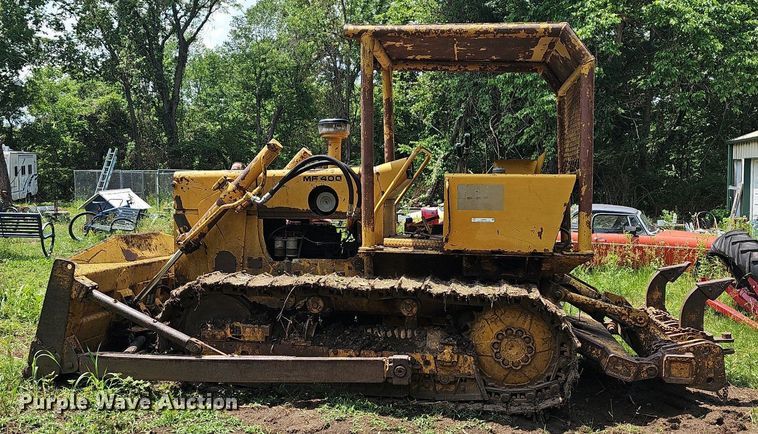image for item LW9647 Massey Ferguson 400  dozer