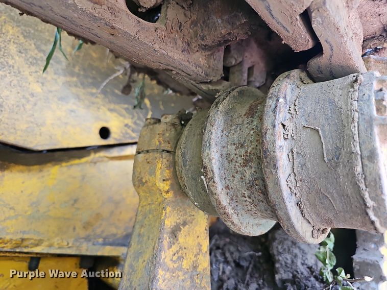 image for item LW9647 Massey Ferguson 400  dozer