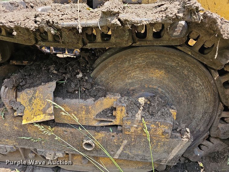 image for item LW9647 Massey Ferguson 400  dozer