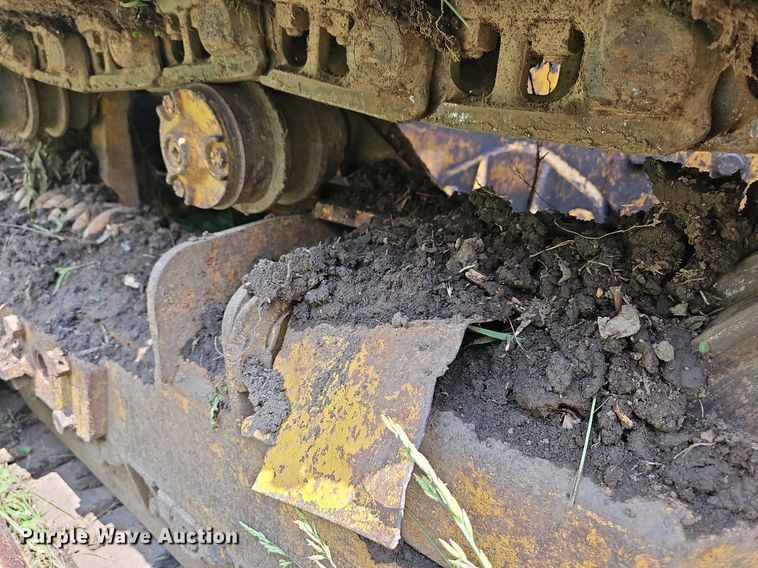 image for item LW9647 Massey Ferguson 400  dozer