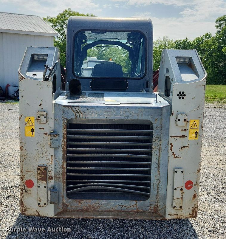 image for item LX9565 2015 Takeuchi TL12  tracked skid steer loader