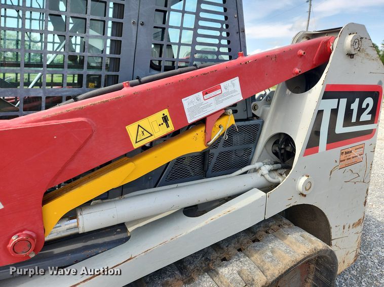 image for item LX9565 2015 Takeuchi TL12  tracked skid steer loader