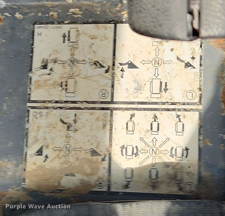 image for item LX9565 2015 Takeuchi TL12  tracked skid steer loader