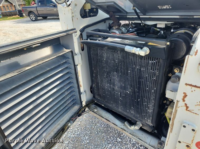 image for item LX9565 2015 Takeuchi TL12  tracked skid steer loader