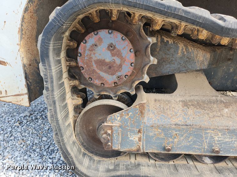 image for item LX9565 2015 Takeuchi TL12  tracked skid steer loader