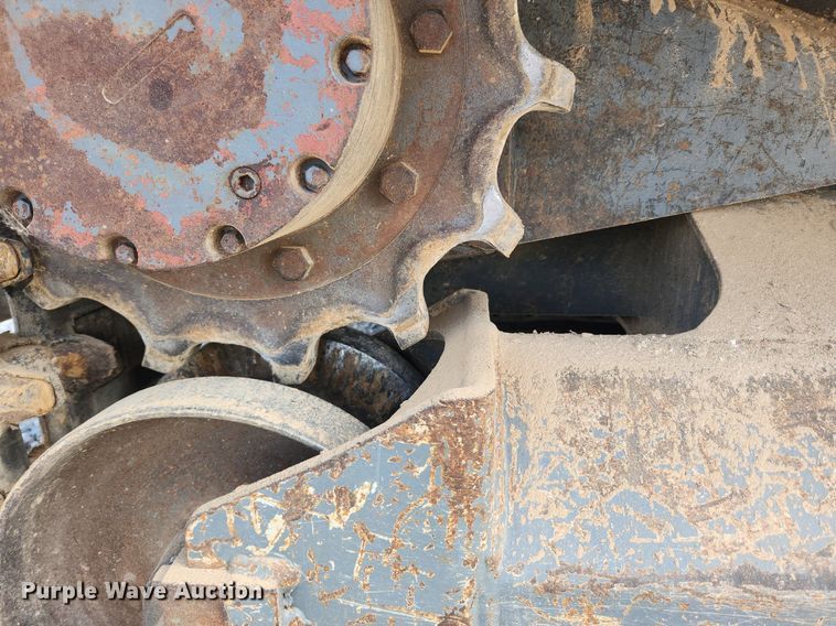 image for item LX9565 2015 Takeuchi TL12  tracked skid steer loader