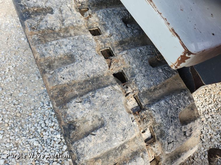 image for item LX9565 2015 Takeuchi TL12  tracked skid steer loader