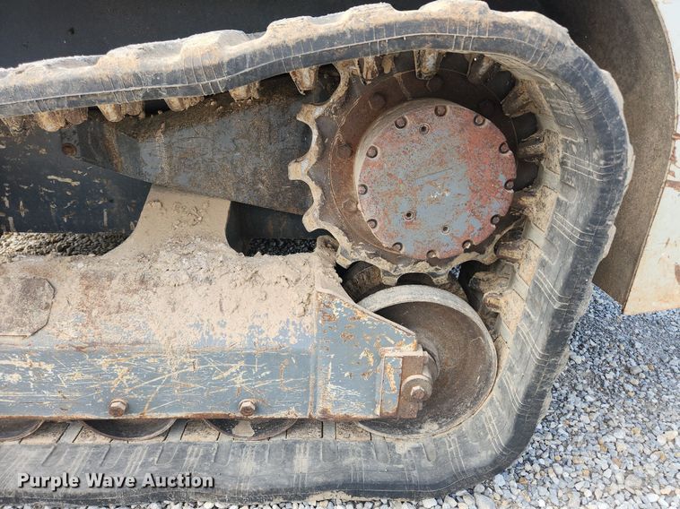 image for item LX9565 2015 Takeuchi TL12  tracked skid steer loader