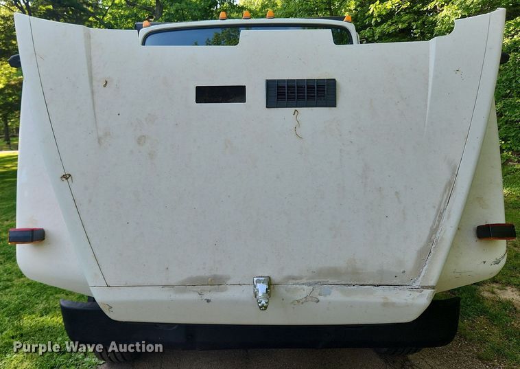 image for item LX9566 2000 Mack CS250P  dump flatbed truck