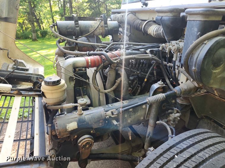 image for item LX9566 2000 Mack CS250P  dump flatbed truck