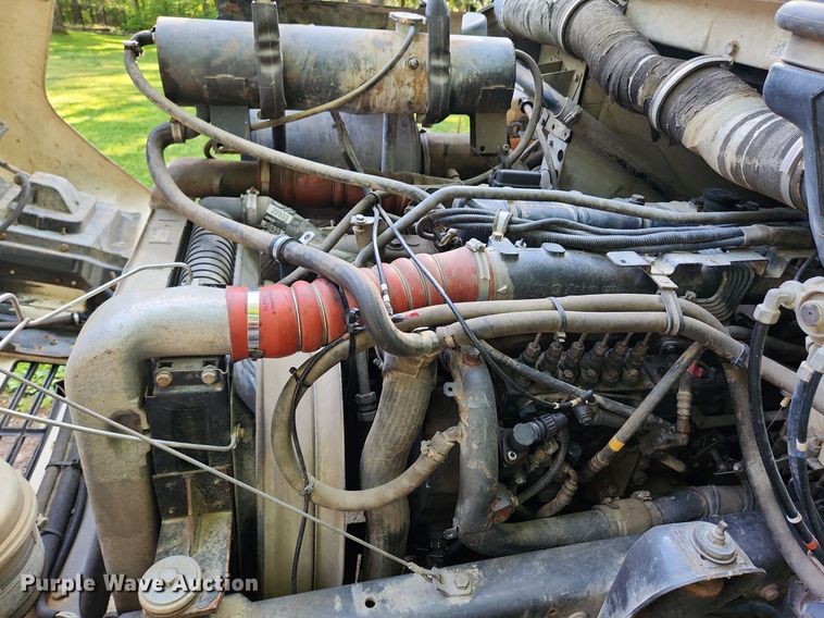 image for item LX9566 2000 Mack CS250P  dump flatbed truck