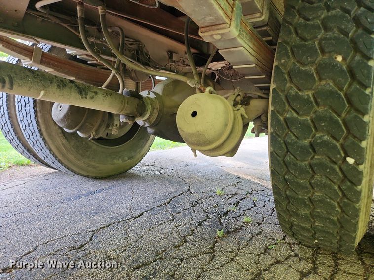 image for item LX9566 2000 Mack CS250P  dump flatbed truck