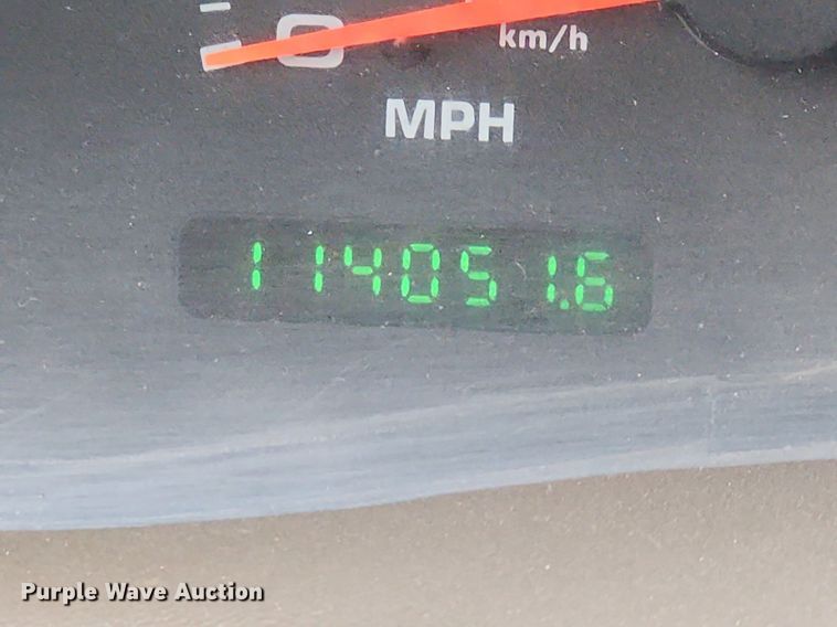 image for item LX9567 2003 Ford F550 Super Duty XL  Crew Cab utility / service truck