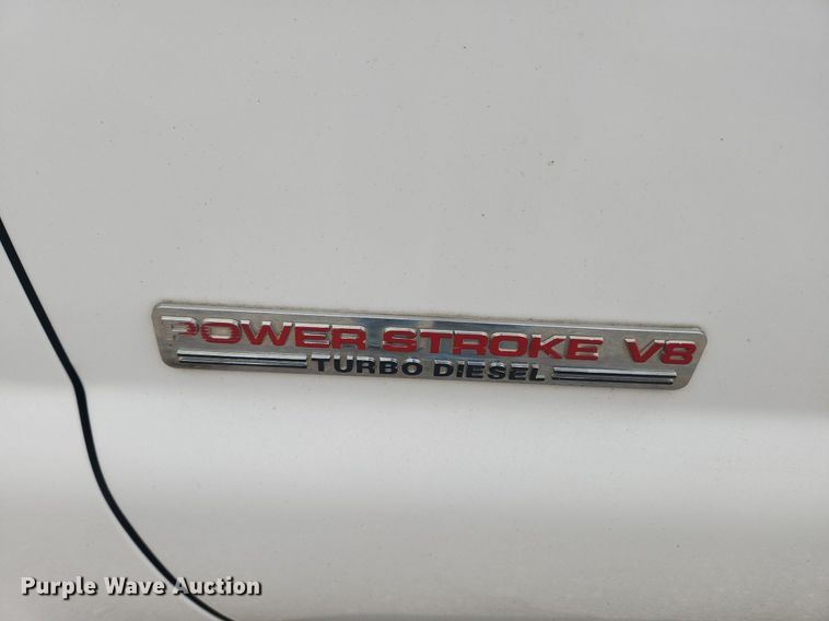 image for item LX9567 2003 Ford F550 Super Duty XL  Crew Cab utility / service truck