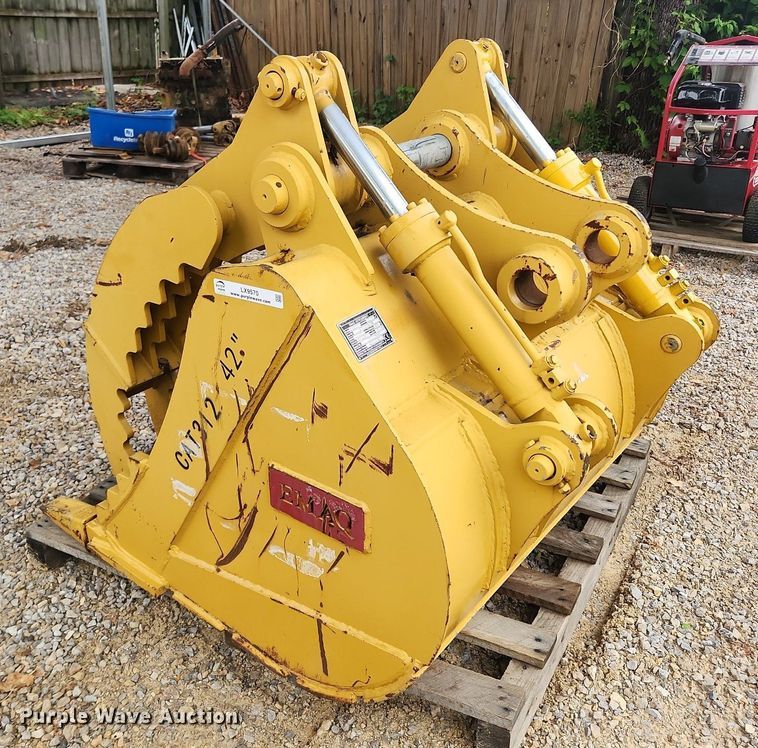 image for item LX9570 Emaq TB-CAT312  excavator grapple bucket