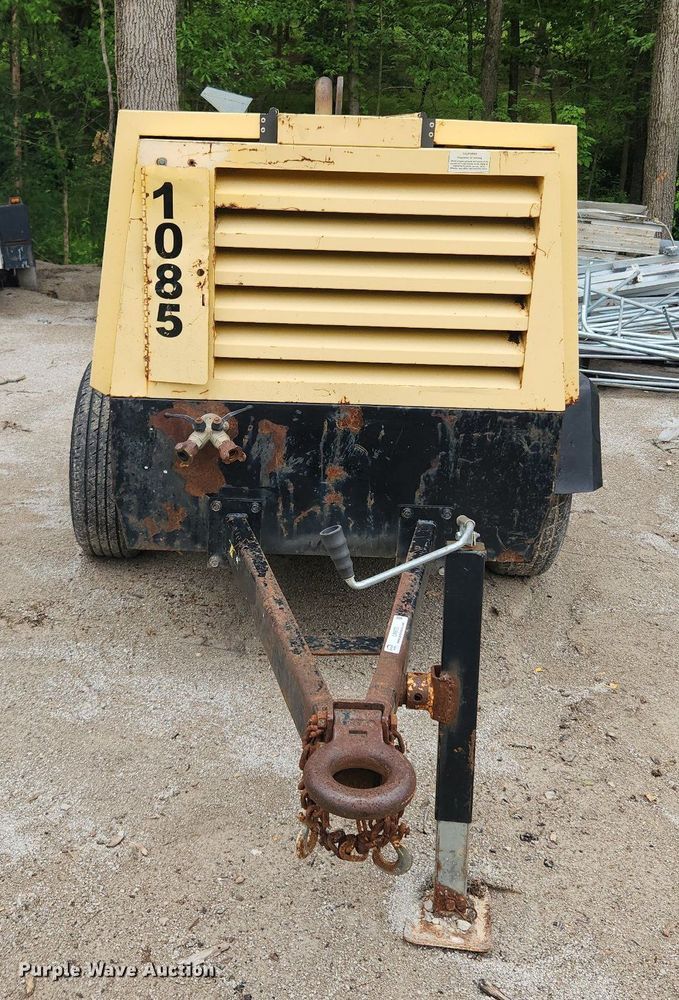 image for item LX9572 2000 Atlas Copco XAS96  air compressor