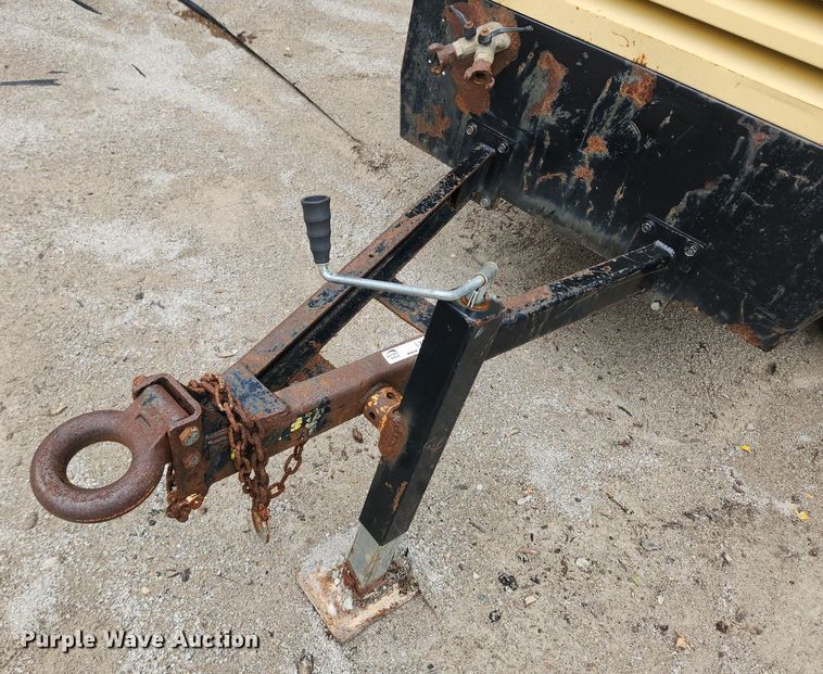 image for item LX9572 2000 Atlas Copco XAS96  air compressor