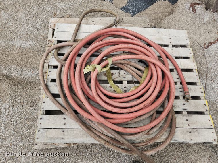 image for item LX9572 2000 Atlas Copco XAS96  air compressor