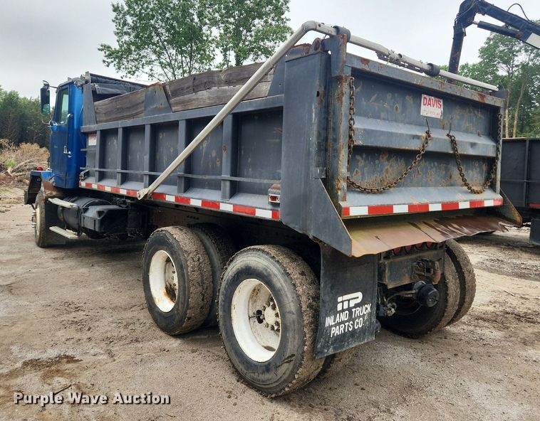 image for item LX9574 1994 White GMC Autocar  dump truck