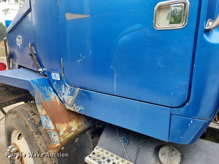 image for item LX9574 1994 White GMC Autocar  dump truck