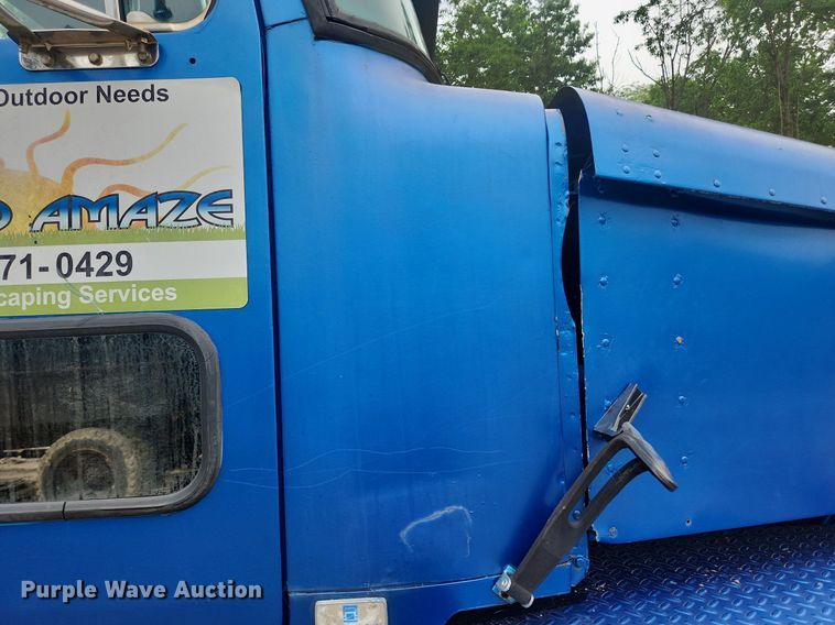 image for item LX9574 1994 White GMC Autocar  dump truck