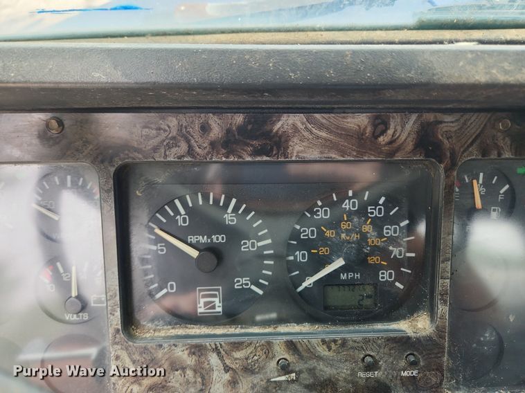 image for item LX9574 1994 White GMC Autocar  dump truck