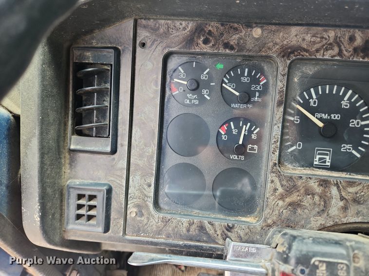 image for item LX9574 1994 White GMC Autocar  dump truck