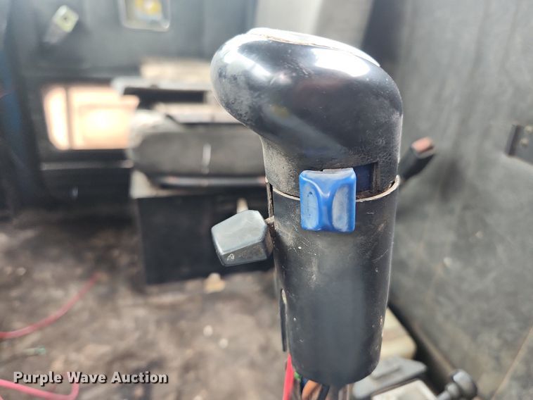 image for item LX9574 1994 White GMC Autocar  dump truck