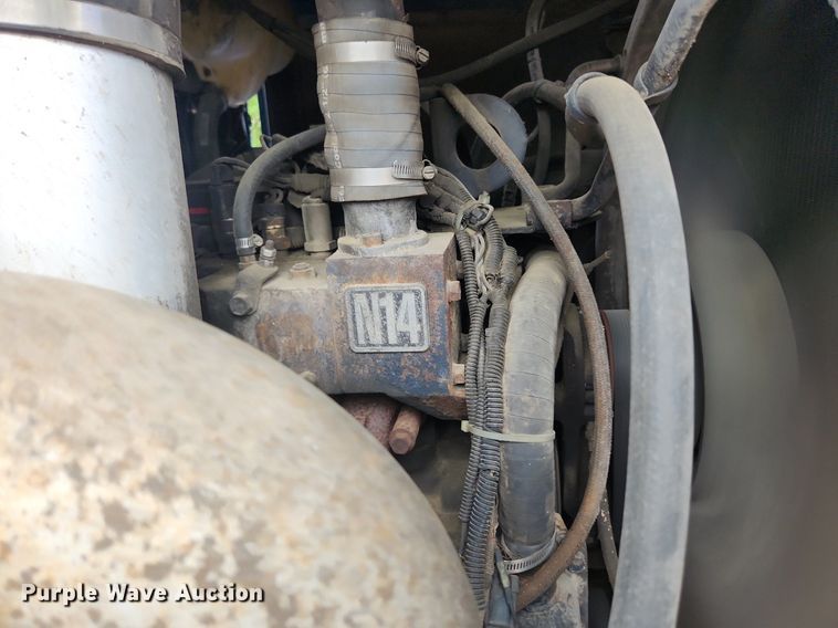 image for item LX9574 1994 White GMC Autocar  dump truck