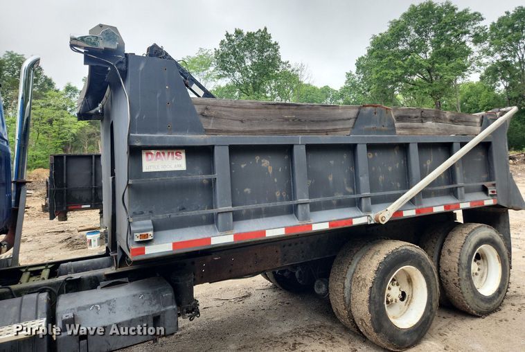 image for item LX9574 1994 White GMC Autocar  dump truck