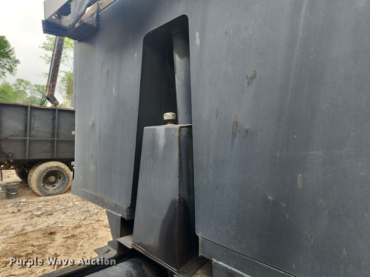 image for item LX9574 1994 White GMC Autocar  dump truck