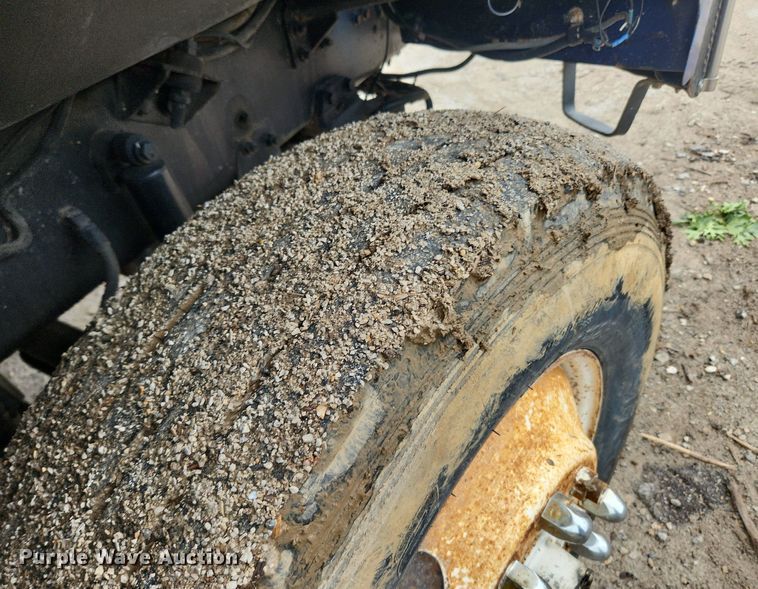 image for item LX9574 1994 White GMC Autocar  dump truck