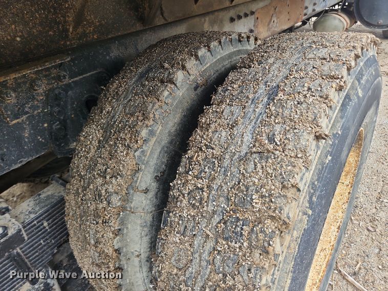 image for item LX9574 1994 White GMC Autocar  dump truck