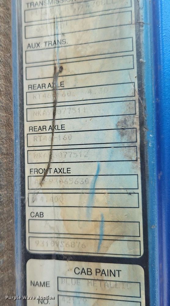 image for item LX9574 1994 White GMC Autocar  dump truck