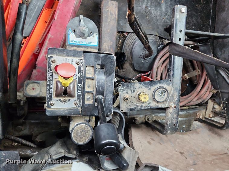 image for item LX9579 1999 Mack DM690S  dump truck