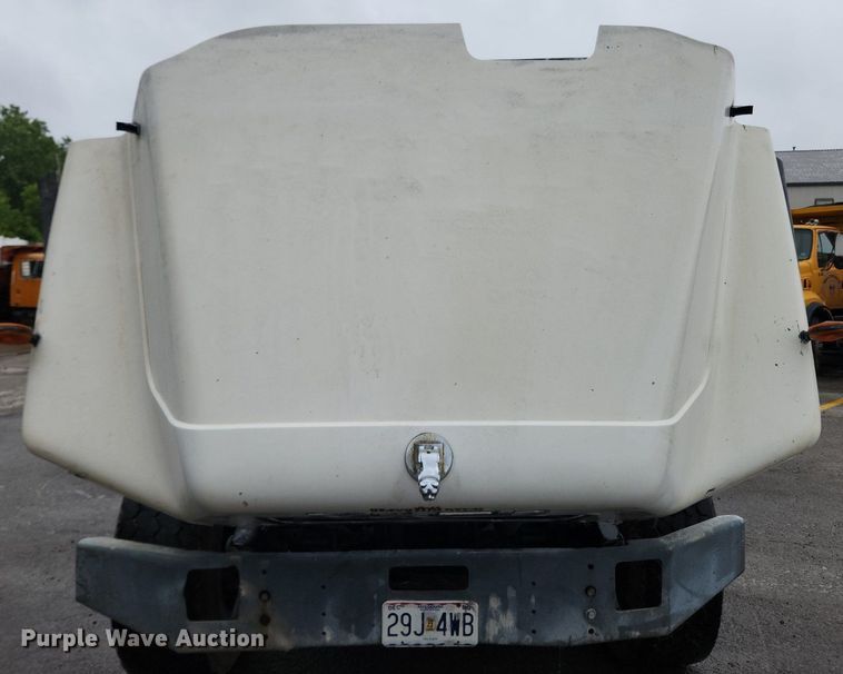 image for item LX9579 1999 Mack DM690S  dump truck