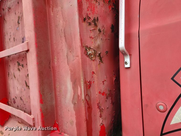 image for item LX9580 1995 Ford LNT8000  dump truck