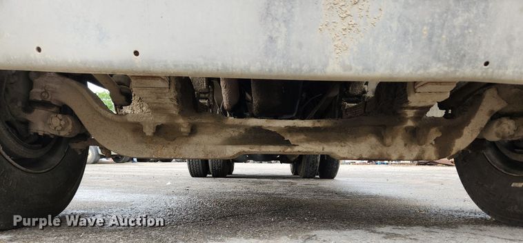 image for item LX9580 1995 Ford LNT8000  dump truck