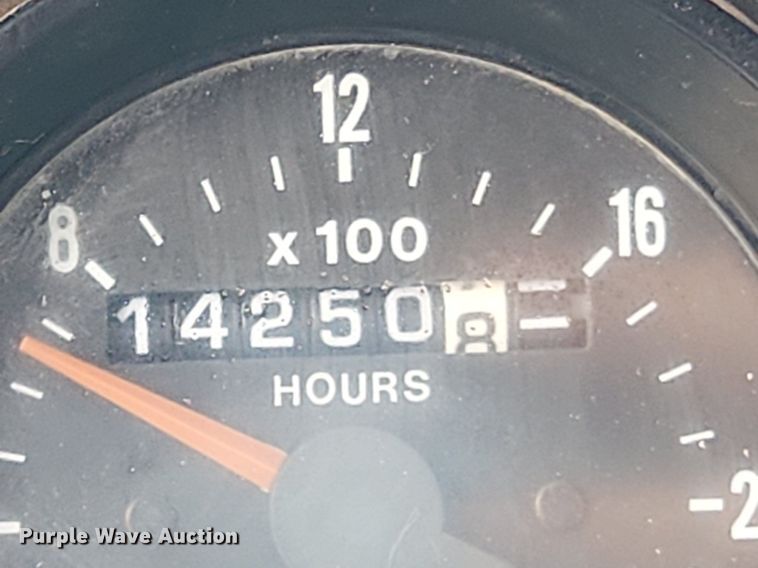 image for item LX9581 1999 Mack DM690S  dump truck